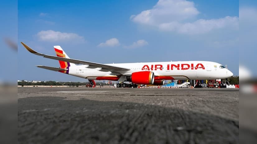 Delhi-Chicago Flight