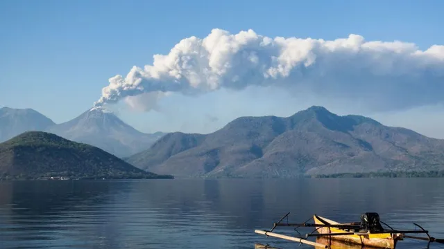 Bali's Mount Lewotobi